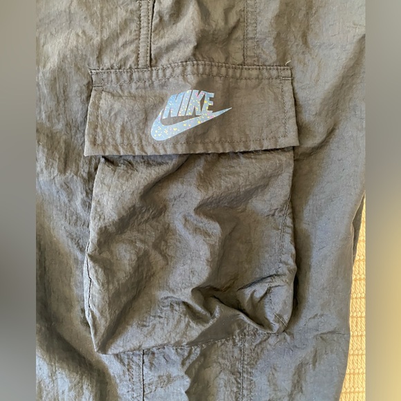 Nike Cargo pants - Picture 2 of 4